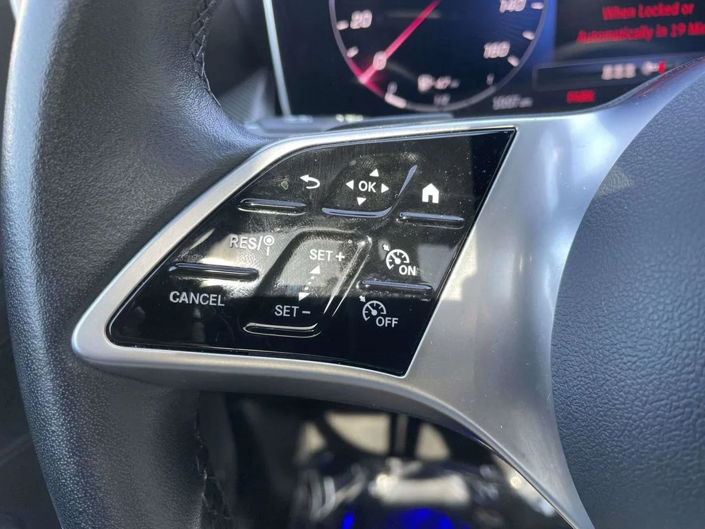 2024 Mercedes-Benz GLC GLC 300 - Photo 31