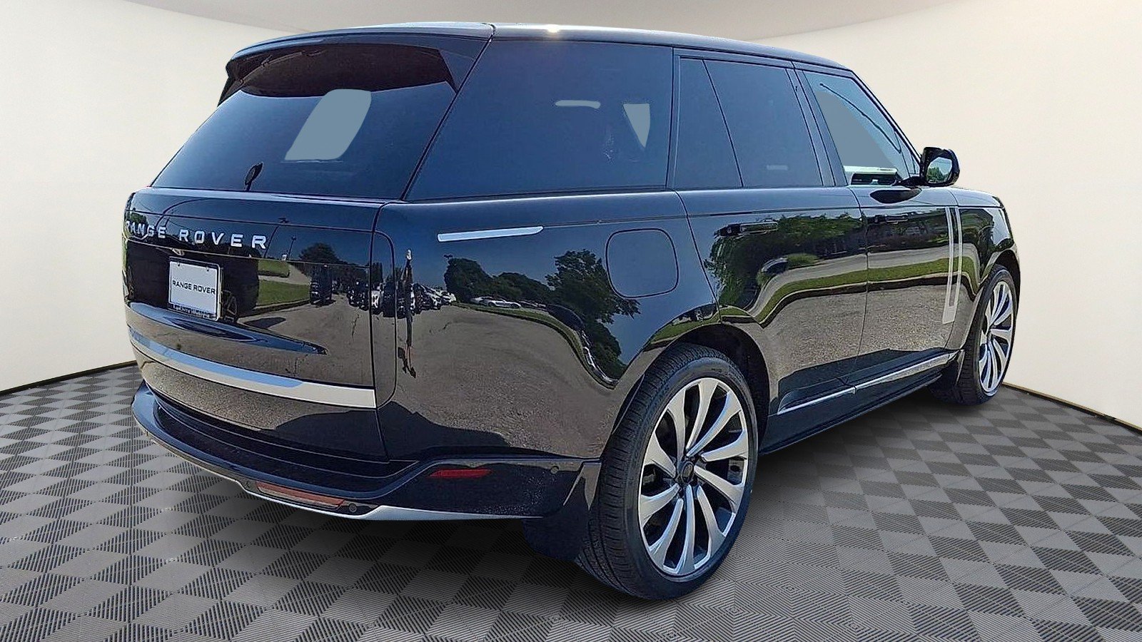 New 2026 Santorini Black LAND ROVER Autobiography image 8