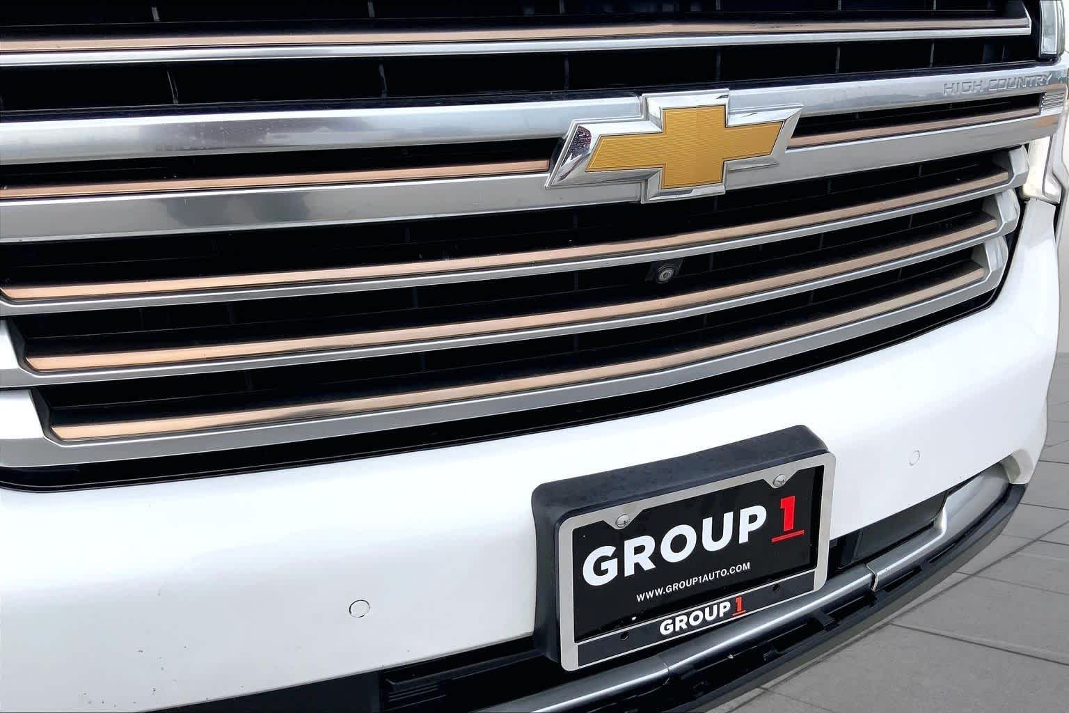 Used 2021 Summit White Chevrolet High Country image 29