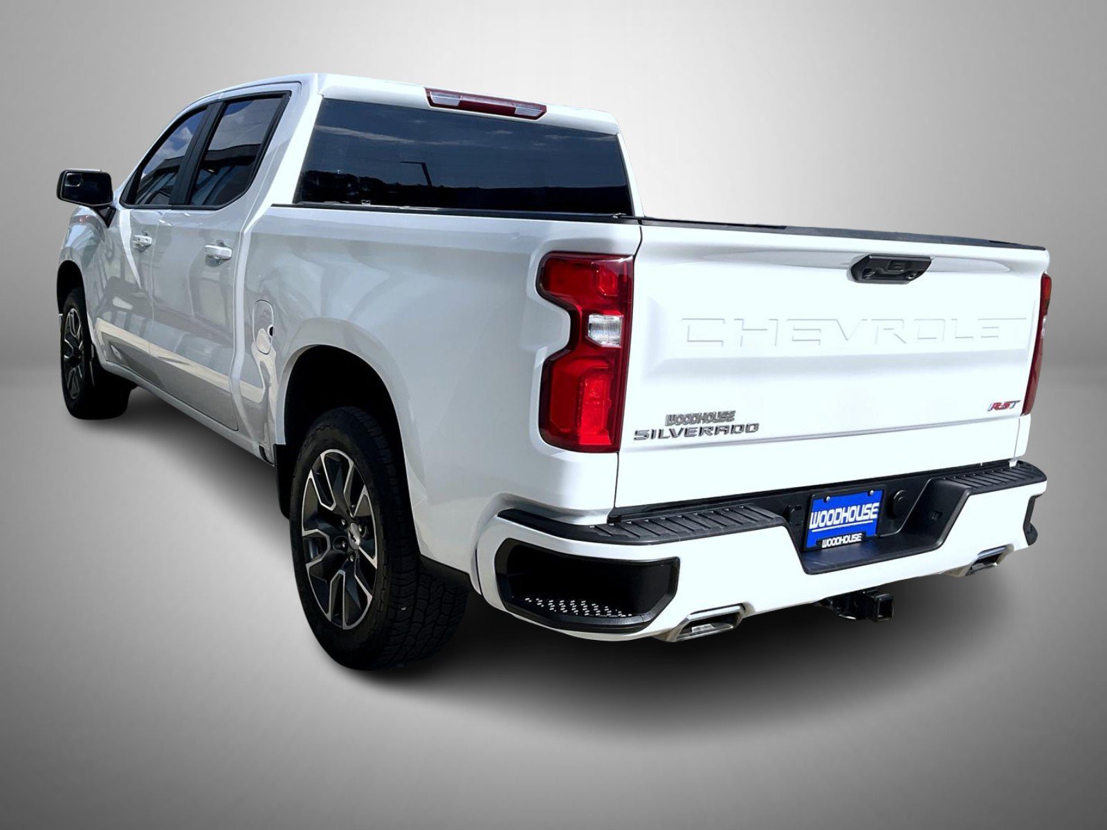 Used 2024 White Chevrolet RST image 7