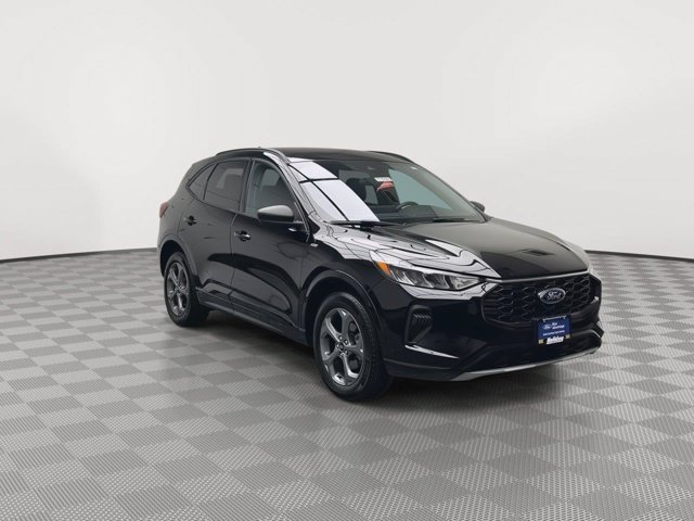 Used 2023 Agate Black Ford ST-Line image 32