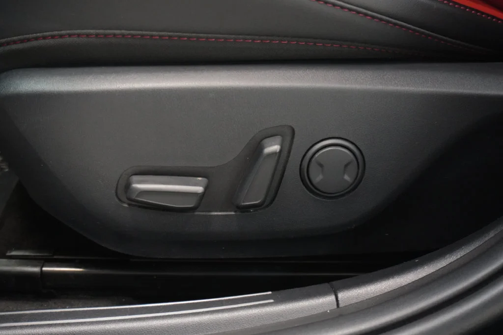 Used 2025 Black Kia GT-Line Turbo image 7
