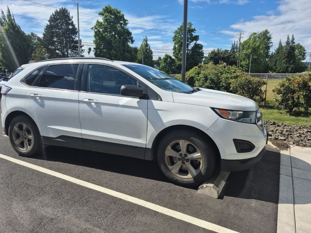 Used 2015 Oxford White Ford SE image 3