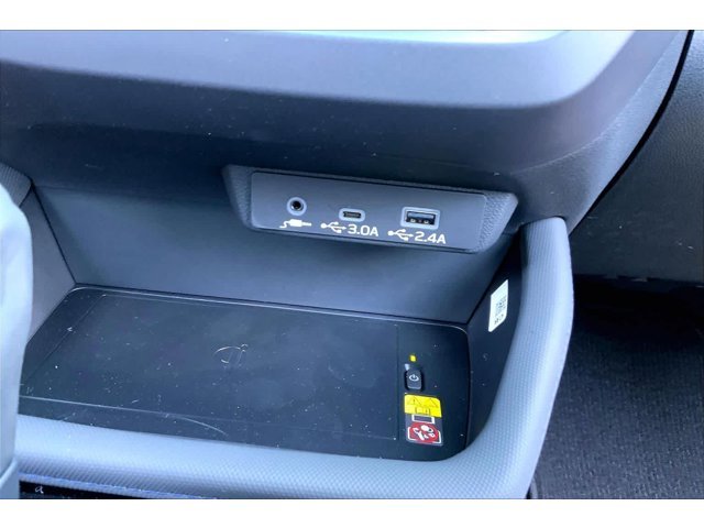 New 2026 CRYSTAL BLACK SILICA Subaru Limited Hybrid image 16