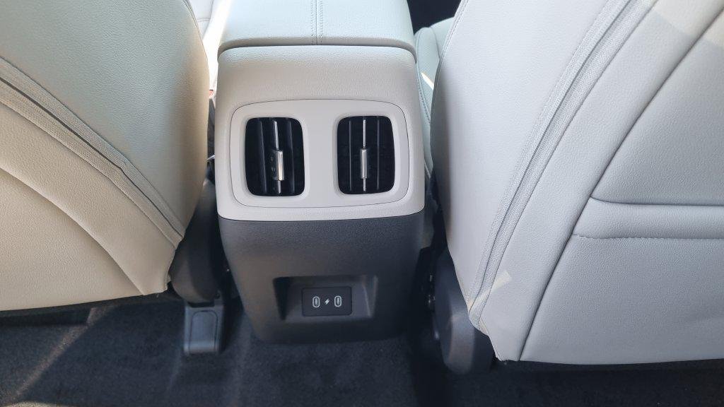 New 2026 Gray Hyundai SEL Plus FWD image 15