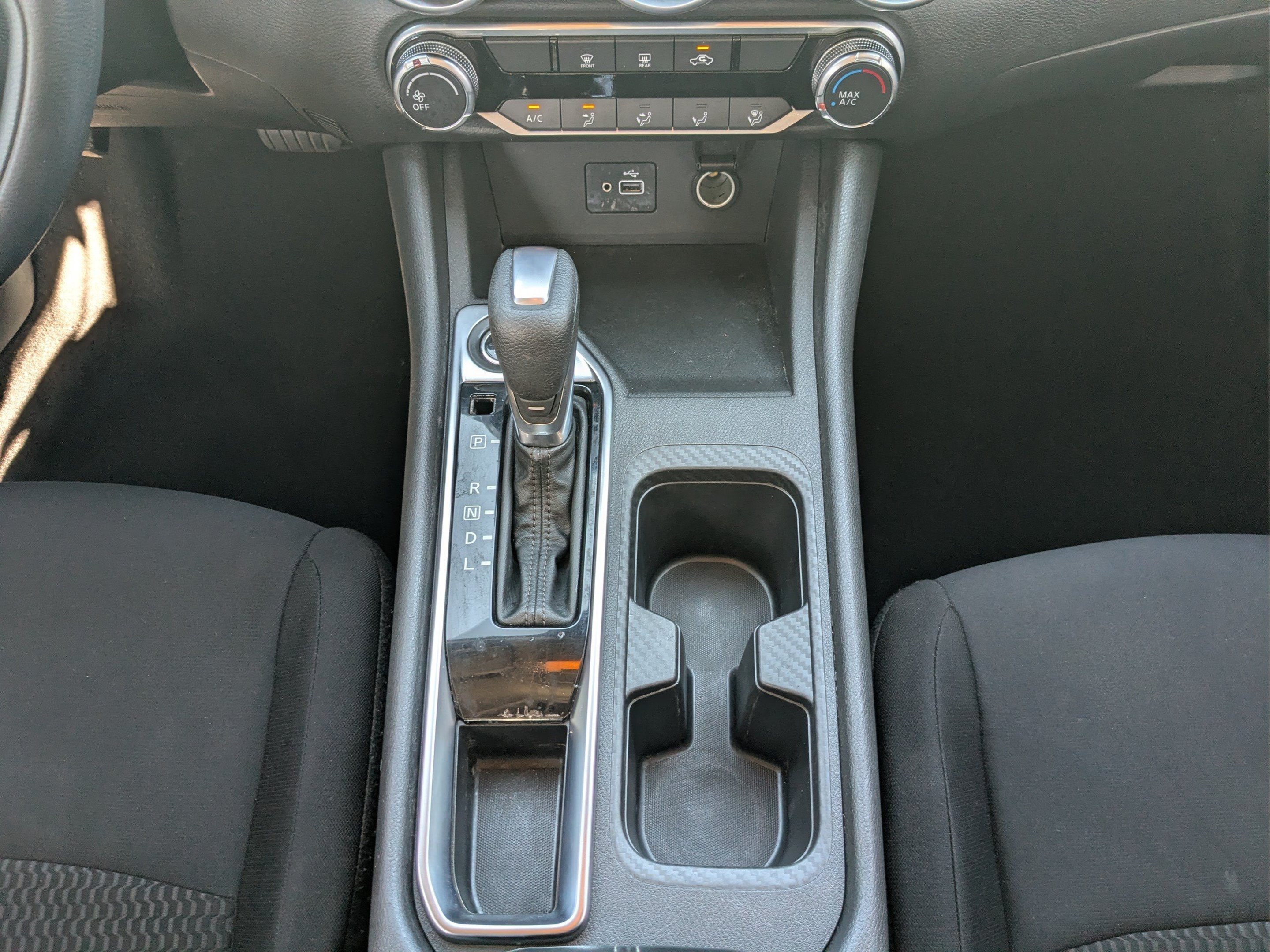 2020 Nissan Sentra S - Photo 12