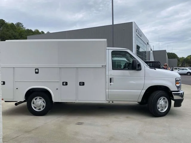 New 2026 White Ford Base image 2