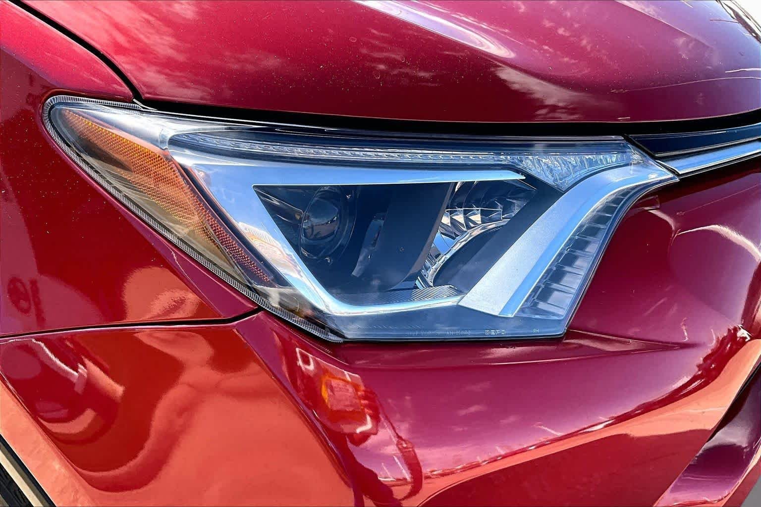 Used 2017 Barcelona Red Metallic Toyota LE image 28