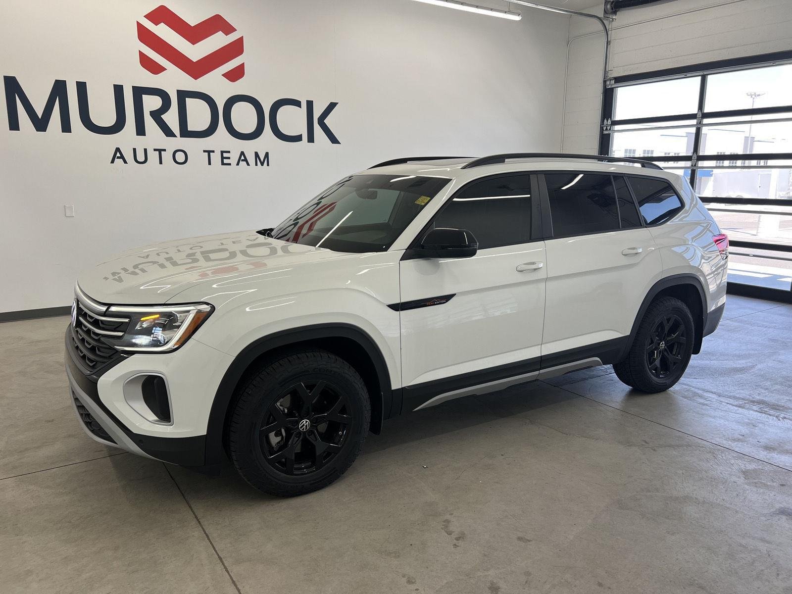 2025 Volkswagen Atlas 2.0T Atlas Peak Edition 4MOTION's photo