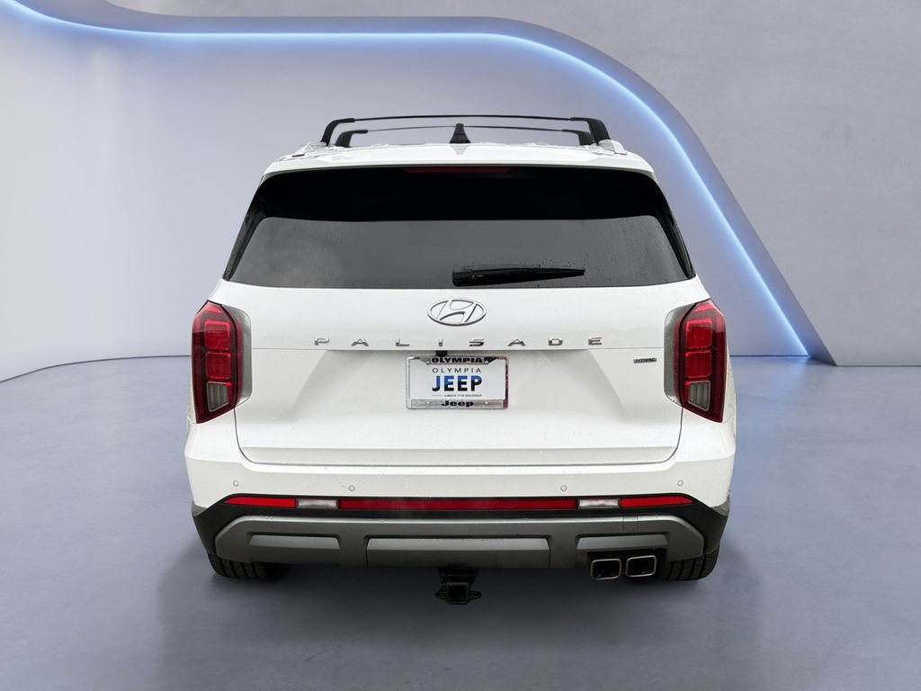 Used 2023 White Hyundai Limited image 5