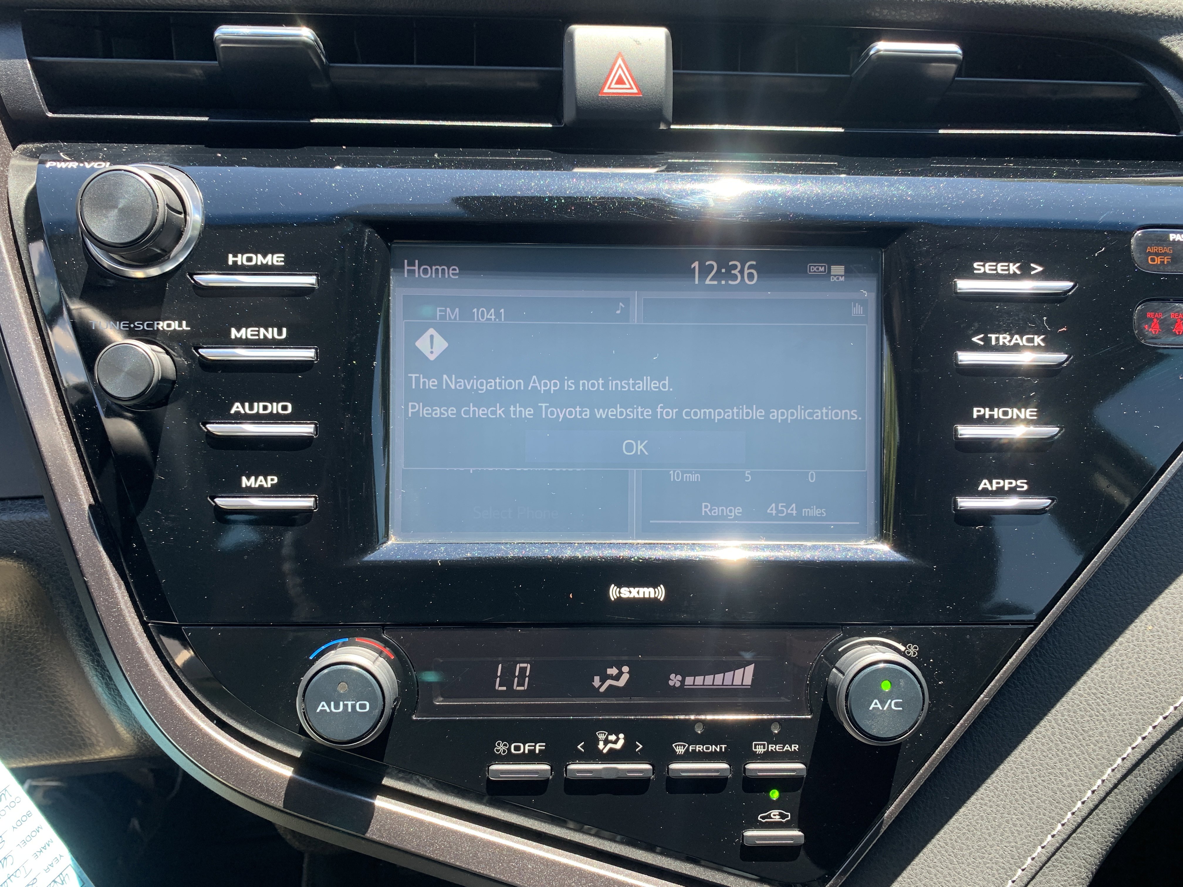 Used 2020 Midnight Black Metallic Toyota SE image 14