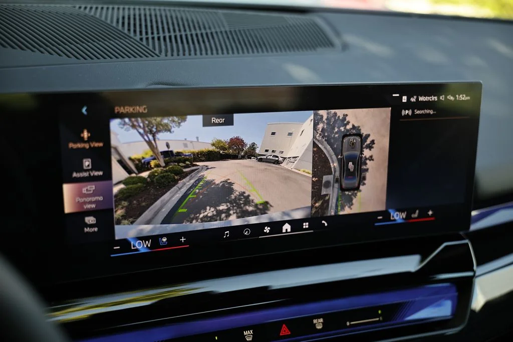 New 2027 Brooklyn Grey Metallic BMW 530i xDrive image 38