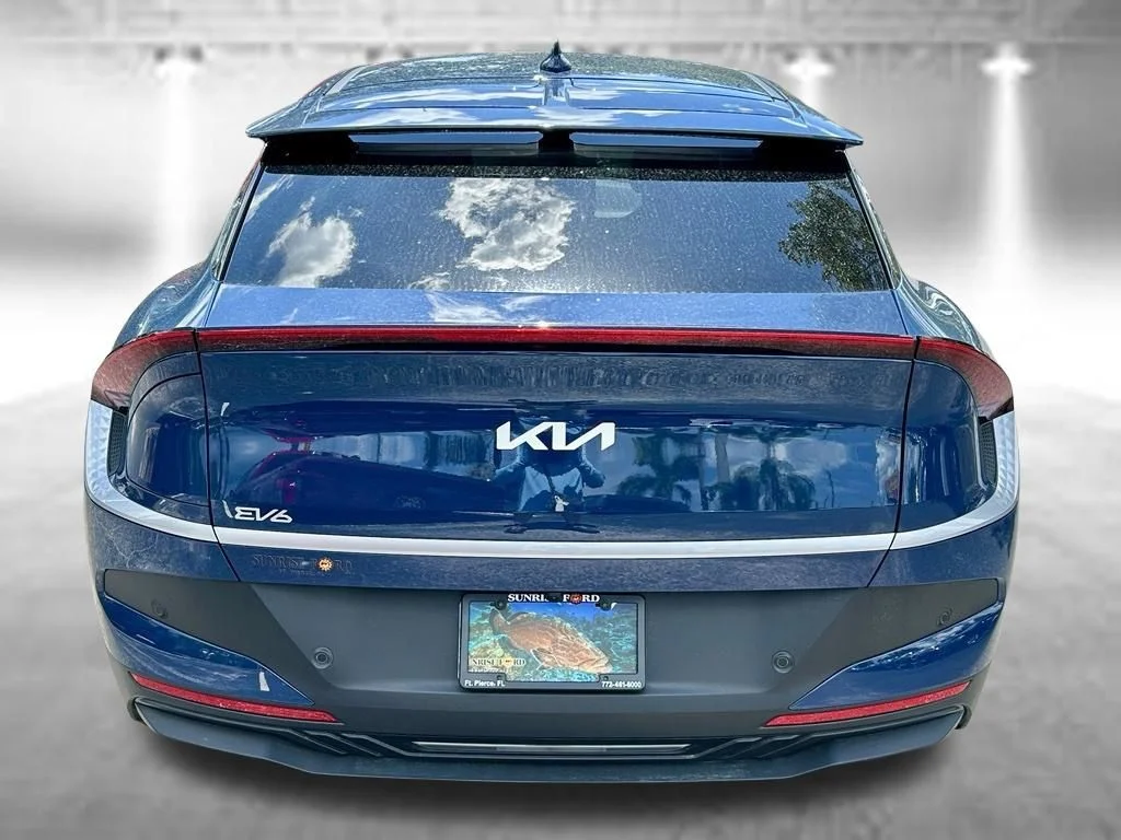 Certified Used 2026 Midnight Black Kia Light image 6