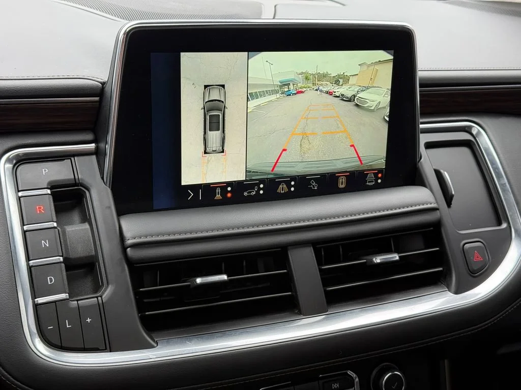 Used 2024 Black Chevrolet High Country image 31