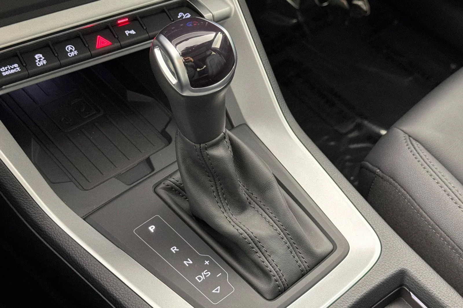 Used 2025 Chronos Gray Metallic Audi S line Premium 45 TFSI quattro image 20