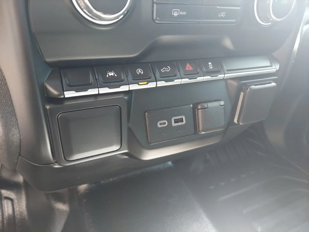 Used 2022 Blue Chevrolet WT image 28
