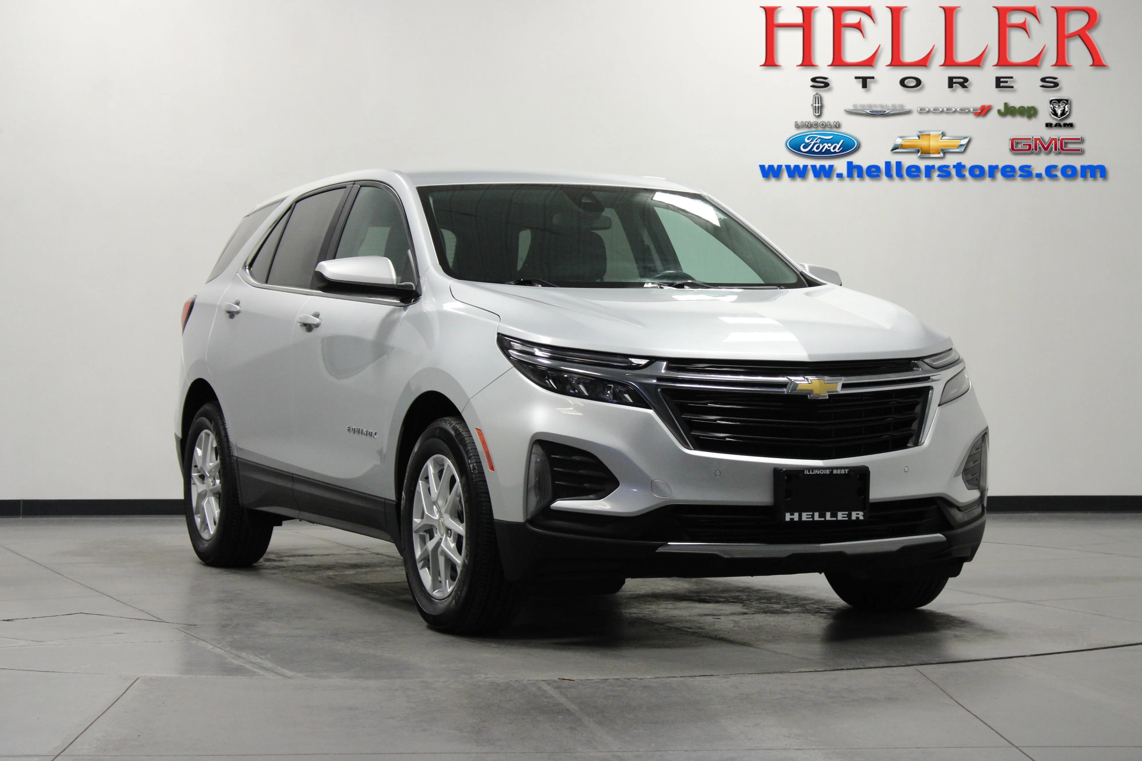 Used 2022 Silver Ice Metallic Chevrolet LT image 1