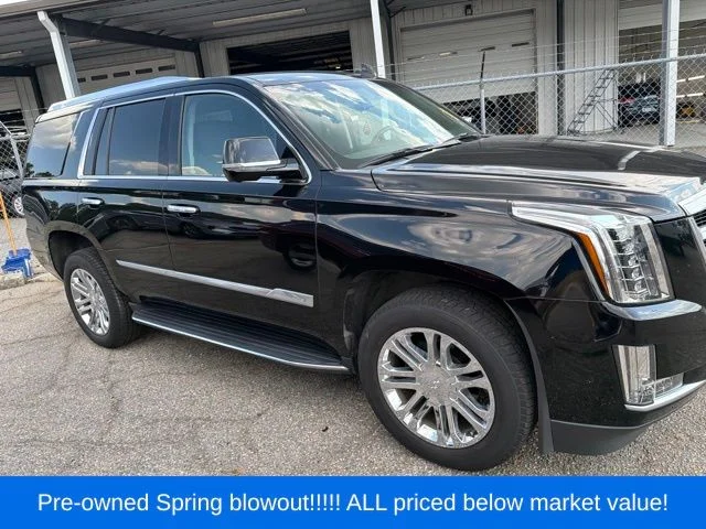 Used 2019 Black Cadillac  image 9