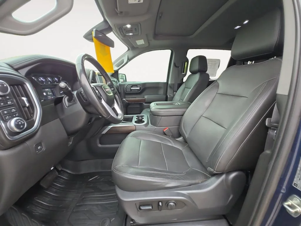 Used 2019 PACIFIC BLUE METALLIC GMC SLT image 11
