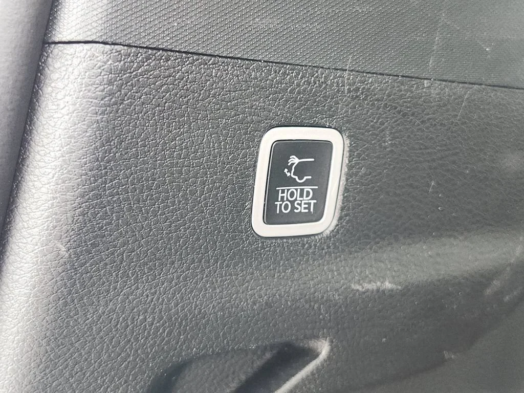 Used 2024 Black Jeep Series II image 12