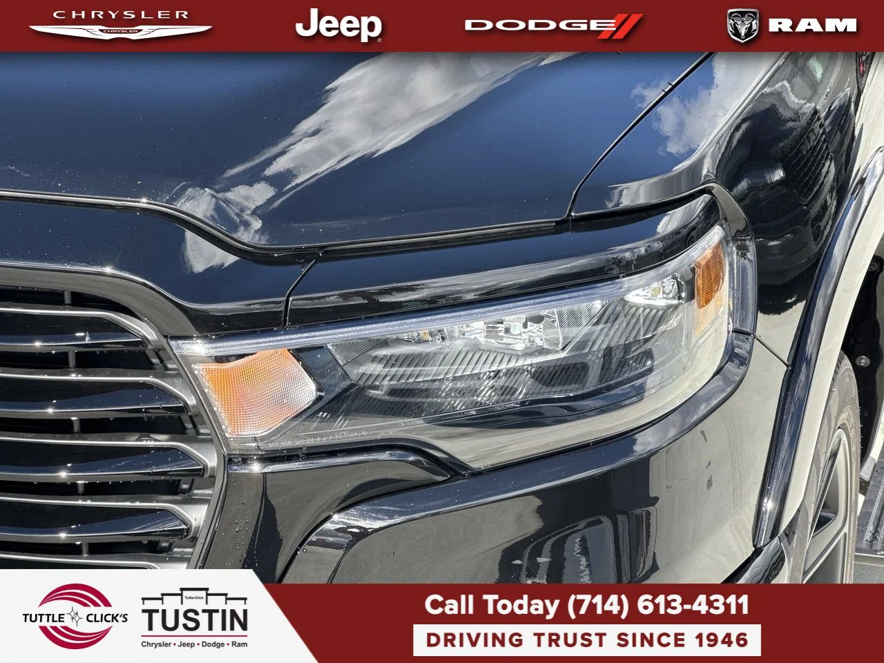 New 2027 Diamond Black Crystal Pearl-Coat Exterior Paint RAM Laramie image 13