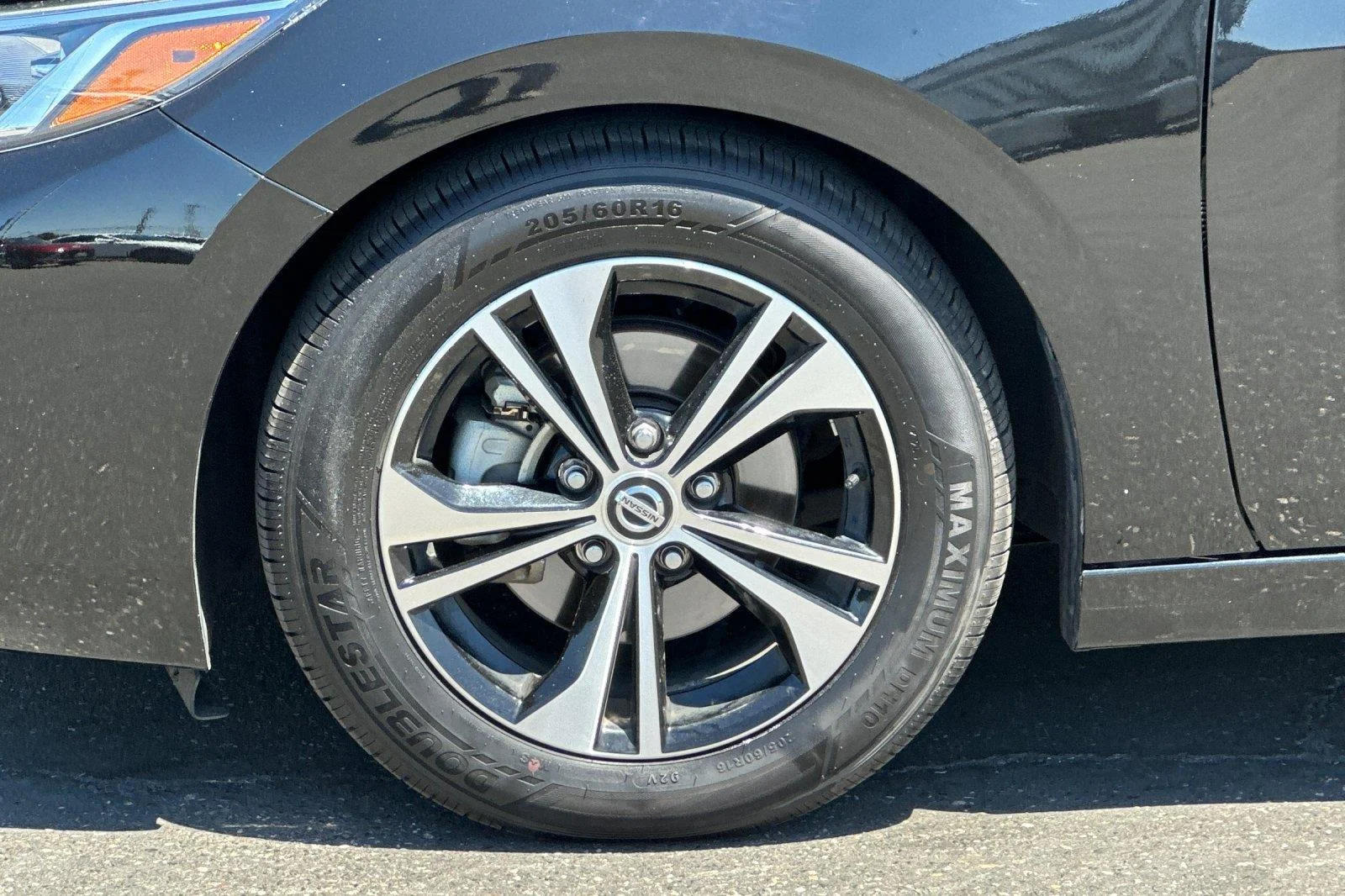 Used 2023 Super Black Nissan SV image 25