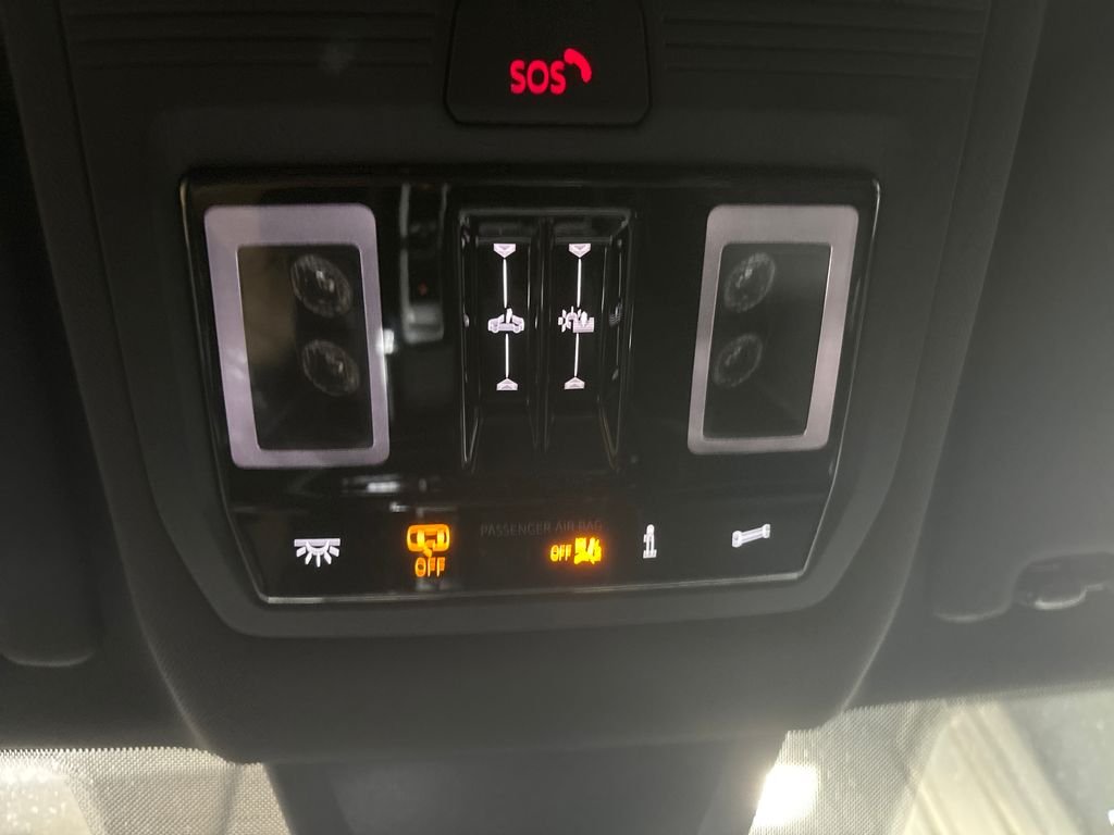 New 2026 White/off-white Volkswagen 2.0T SEL Premium R-Line image 17