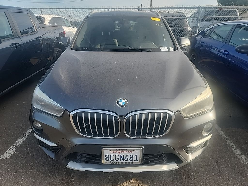 Used 2018 Mineral Gray Metallic BMW sDrive28i image 2