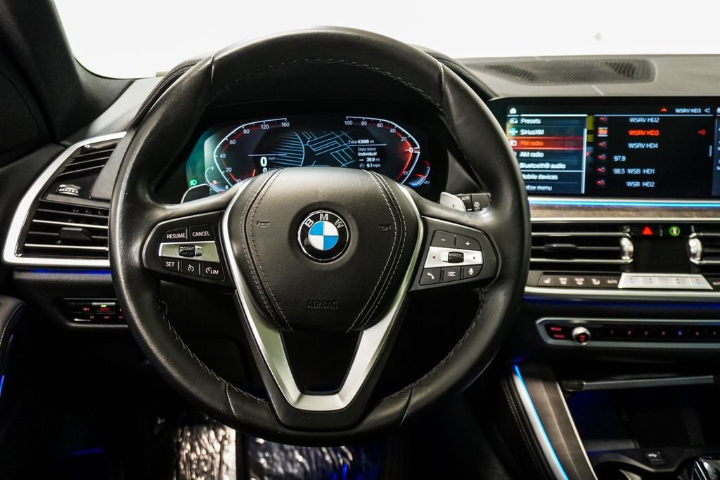 Used 2023 White BMW sDrive40i image 14