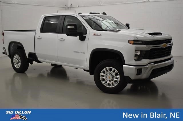 New 2026 Summit White Chevrolet LT image 12