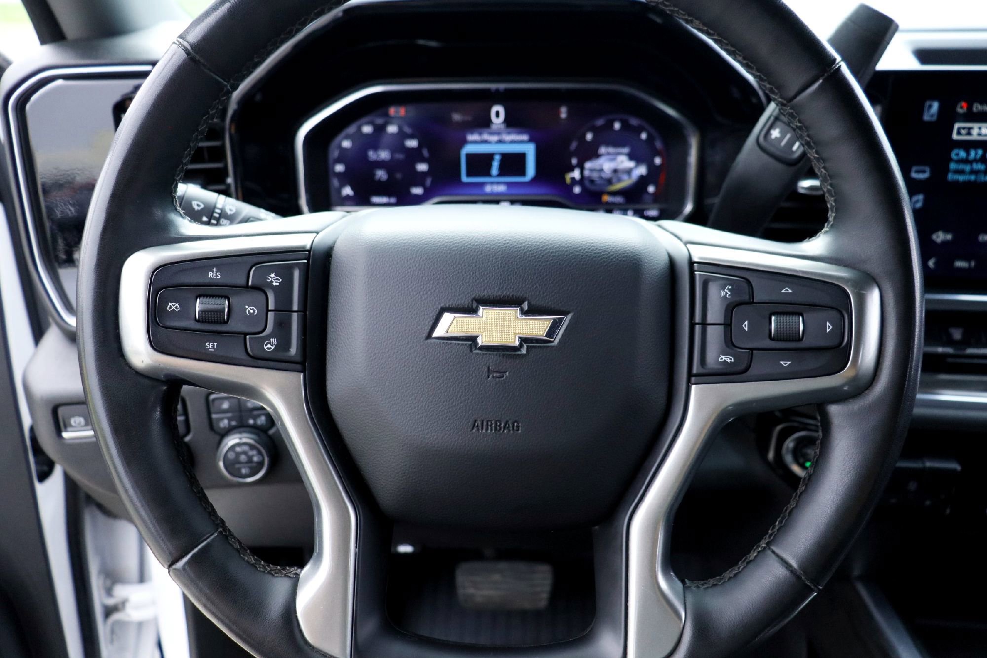 2024 Chevrolet Silverado 2500HD LTZ - Photo 11