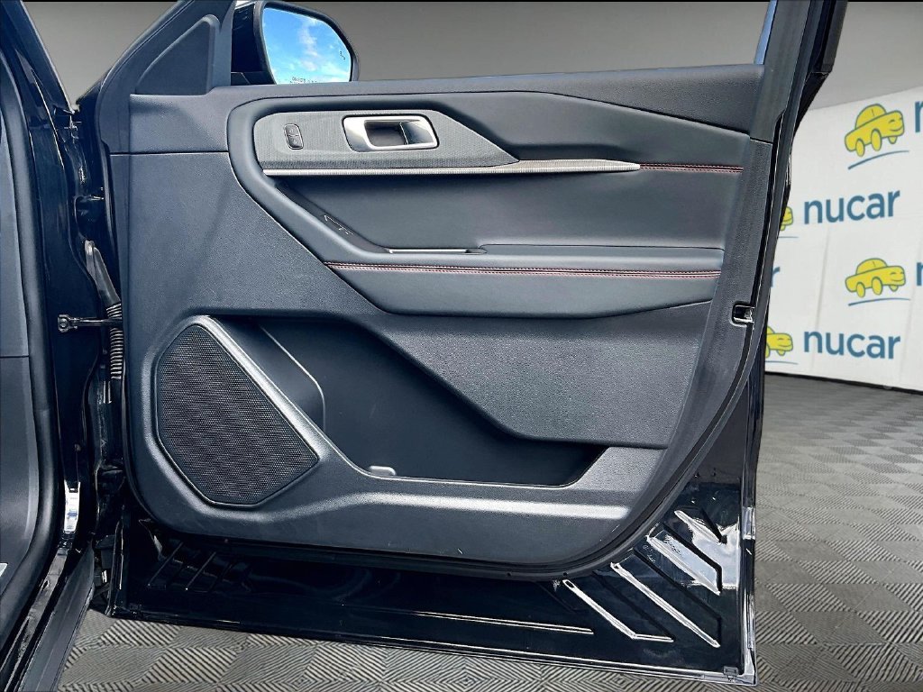 Used 2025 Black Metallic Ford ST-Line image 12