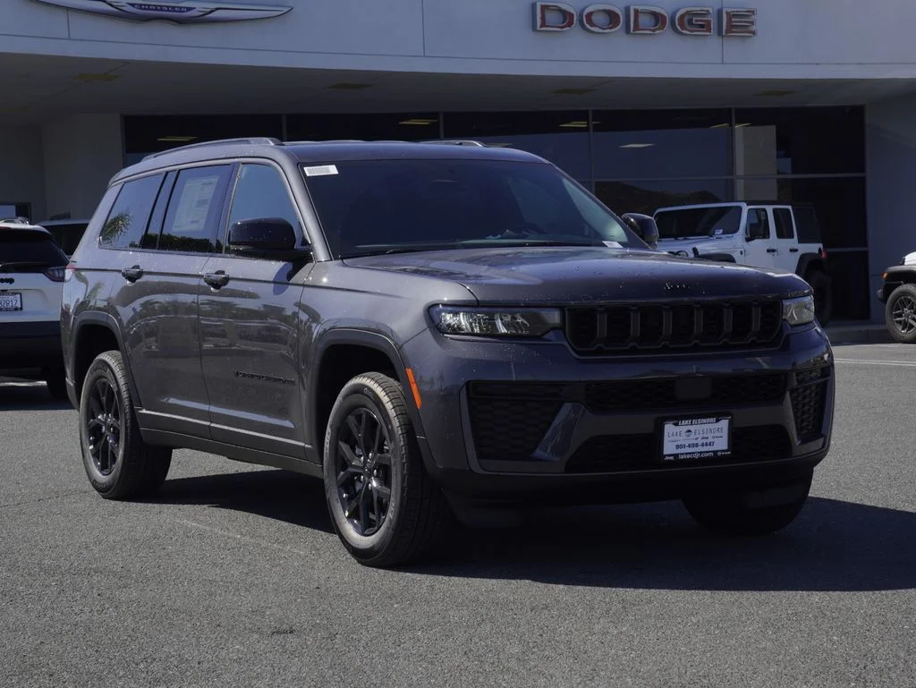 New 2026 Baltic Gray Metallic Clear-Coat Exterior Paint Jeep Altitude image 1