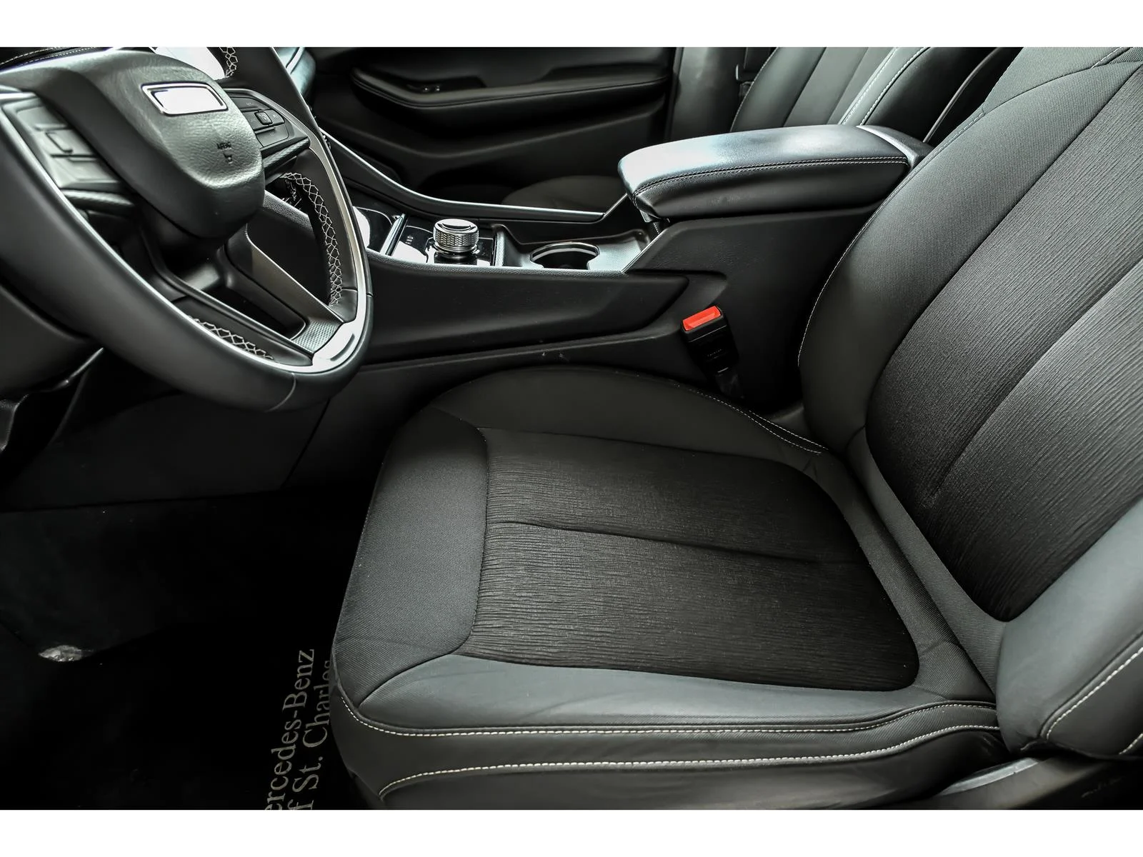 Used 2023 Black Jeep Laredo image 10