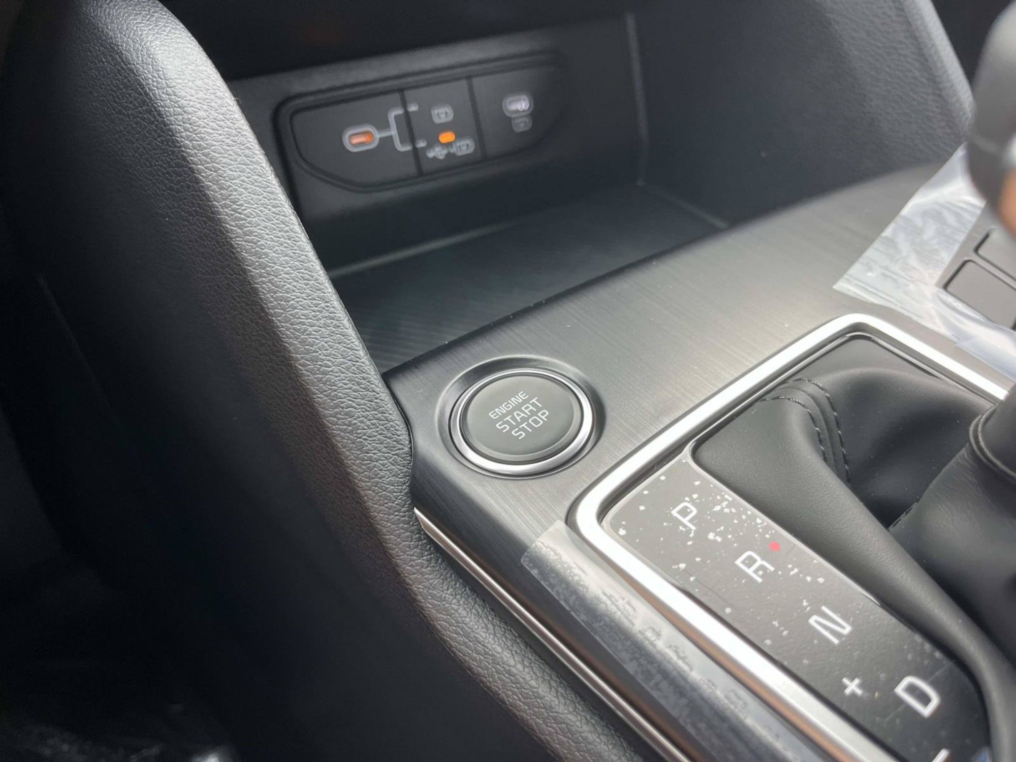 New 2027 Glacial White Pearl Kia LX image 27