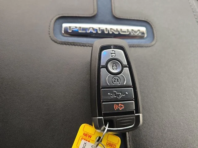 New 2026 Agate Black Metallic Ford F-250® Platinum® image 36