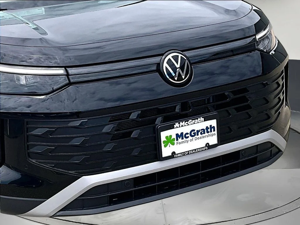 New 2026 Black Volkswagen 2.0T SE image 30