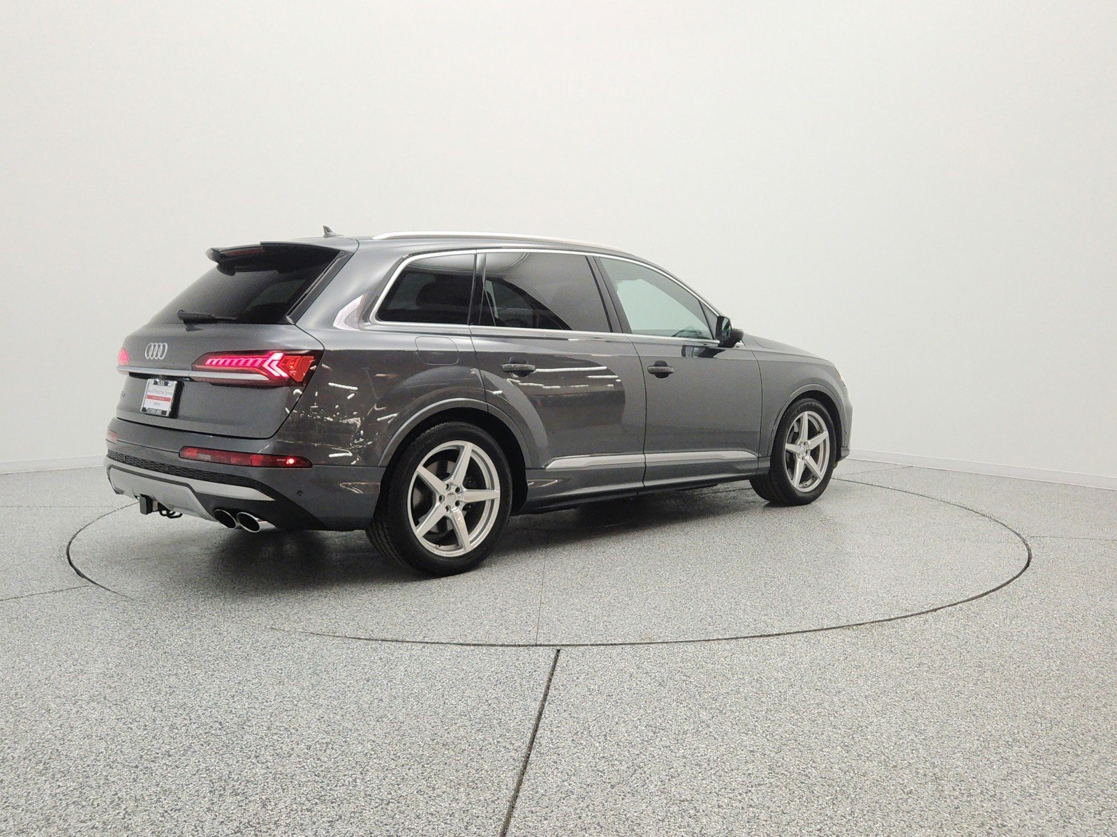 Used 2022 Daytona Gray Pearl Effect Audi Premium Plus image 5
