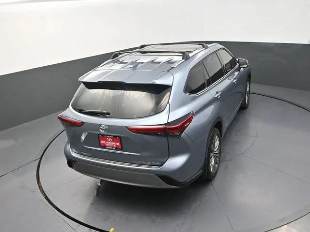 Used 2021 Blue Toyota Platinum image 29