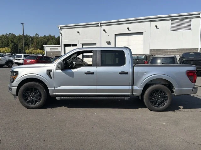 Used 2024 Silver Ford XLT image 2