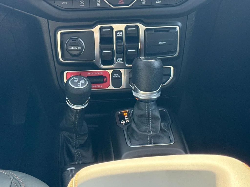 New 2026 Gray Jeep Mojave X image 18