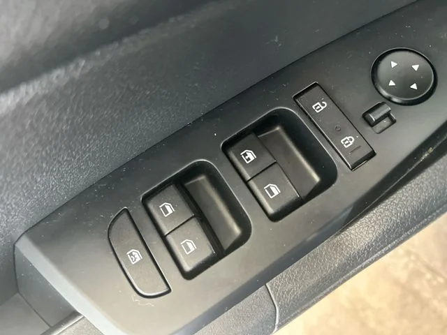 Used 2023 White Kia LX image 17