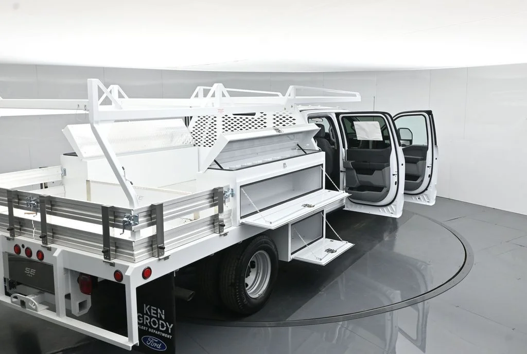 New 2026 Oxford White Ford XL image 40