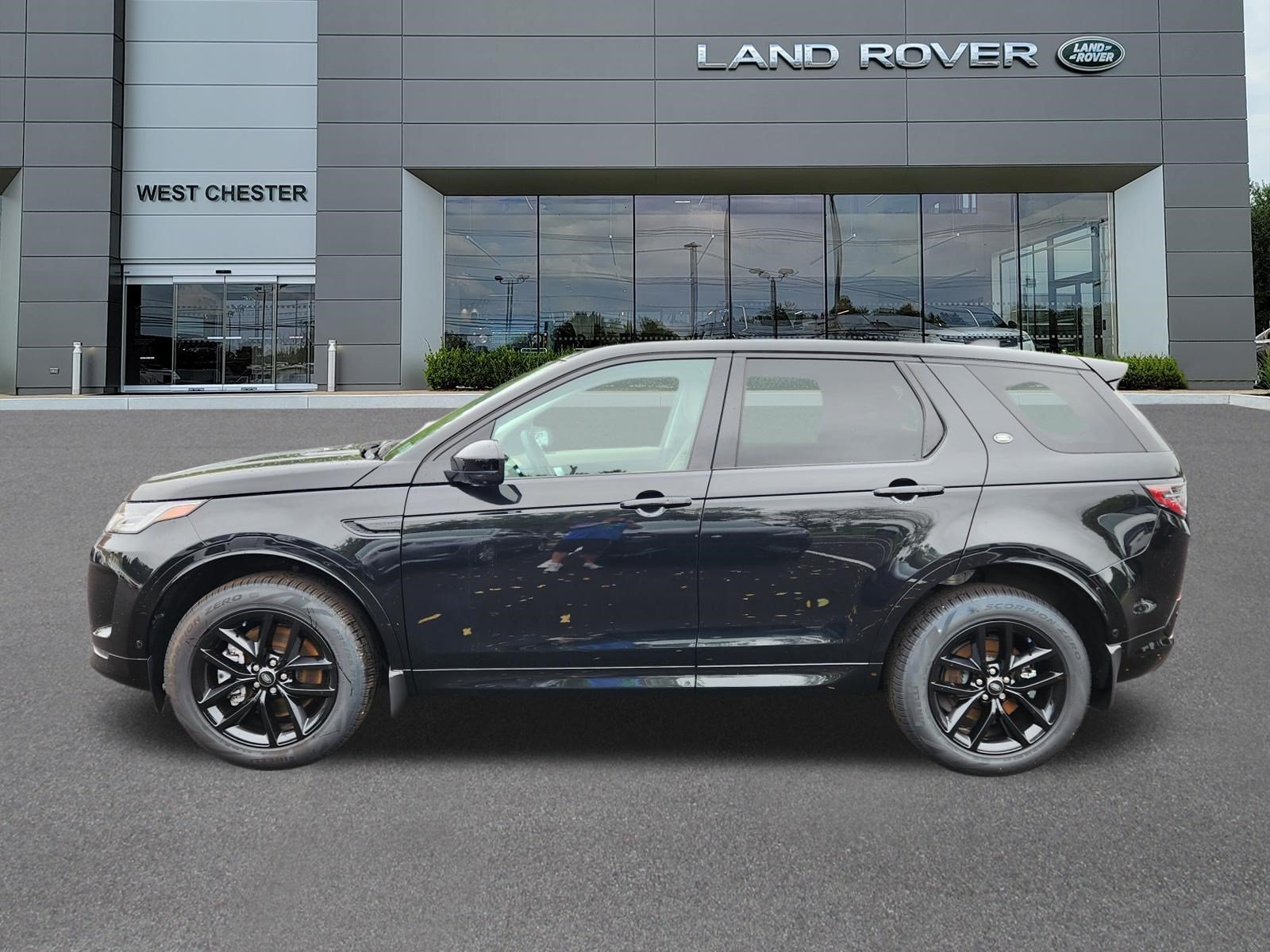 Certified Used 2025 Santorini Black Metallic Land Rover S image 5