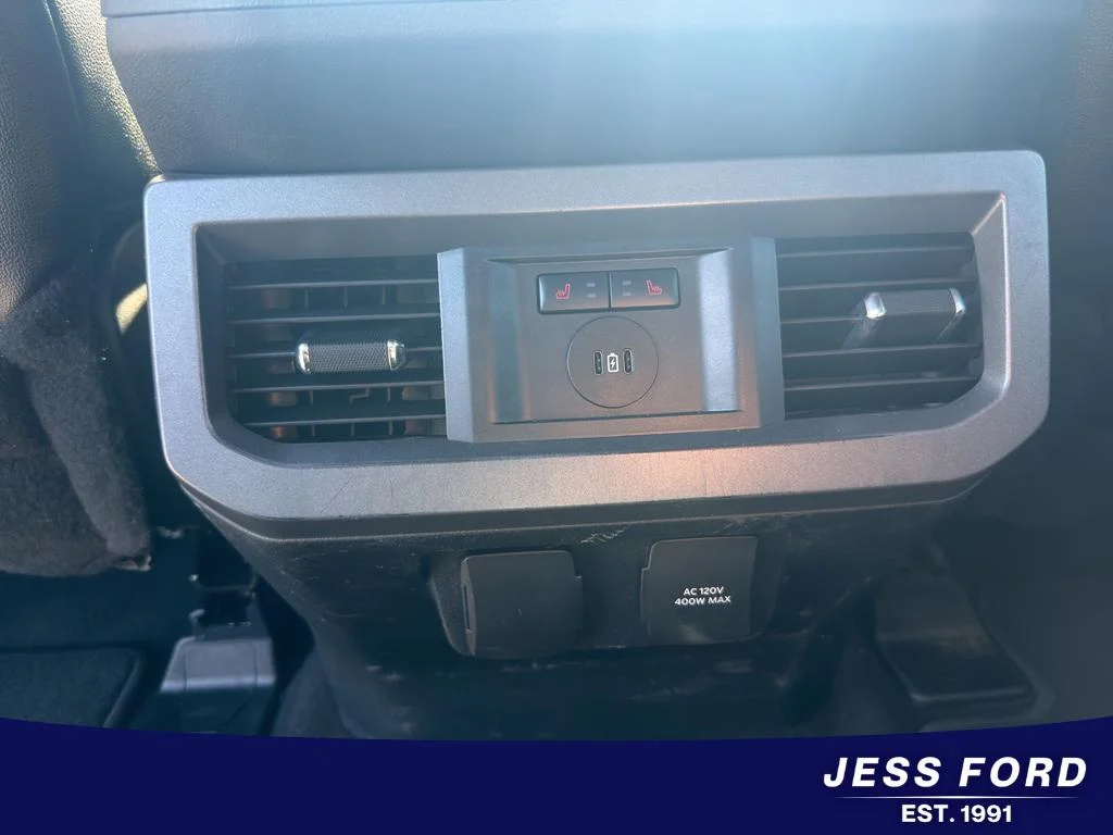 Used 2024 Carbonized Gray Metallic Ford LARIAT image 17