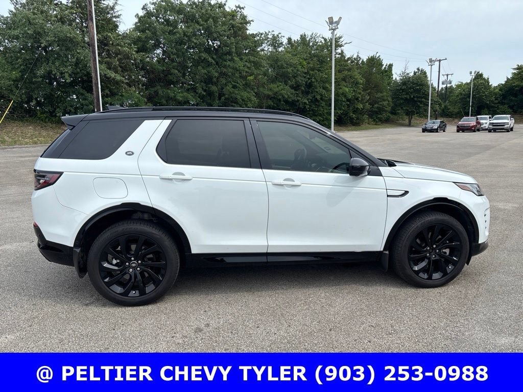 Used 2025  Land Rover Dynamic SE image 8