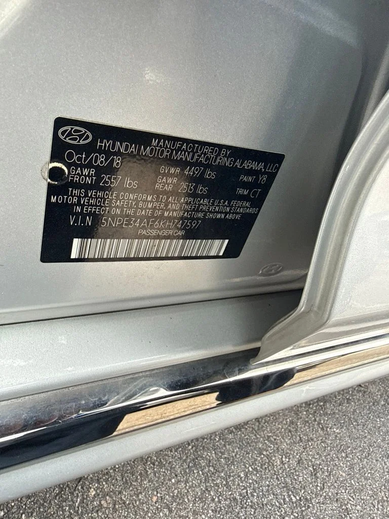 Used 2019 Silver Hyundai Sport image 16