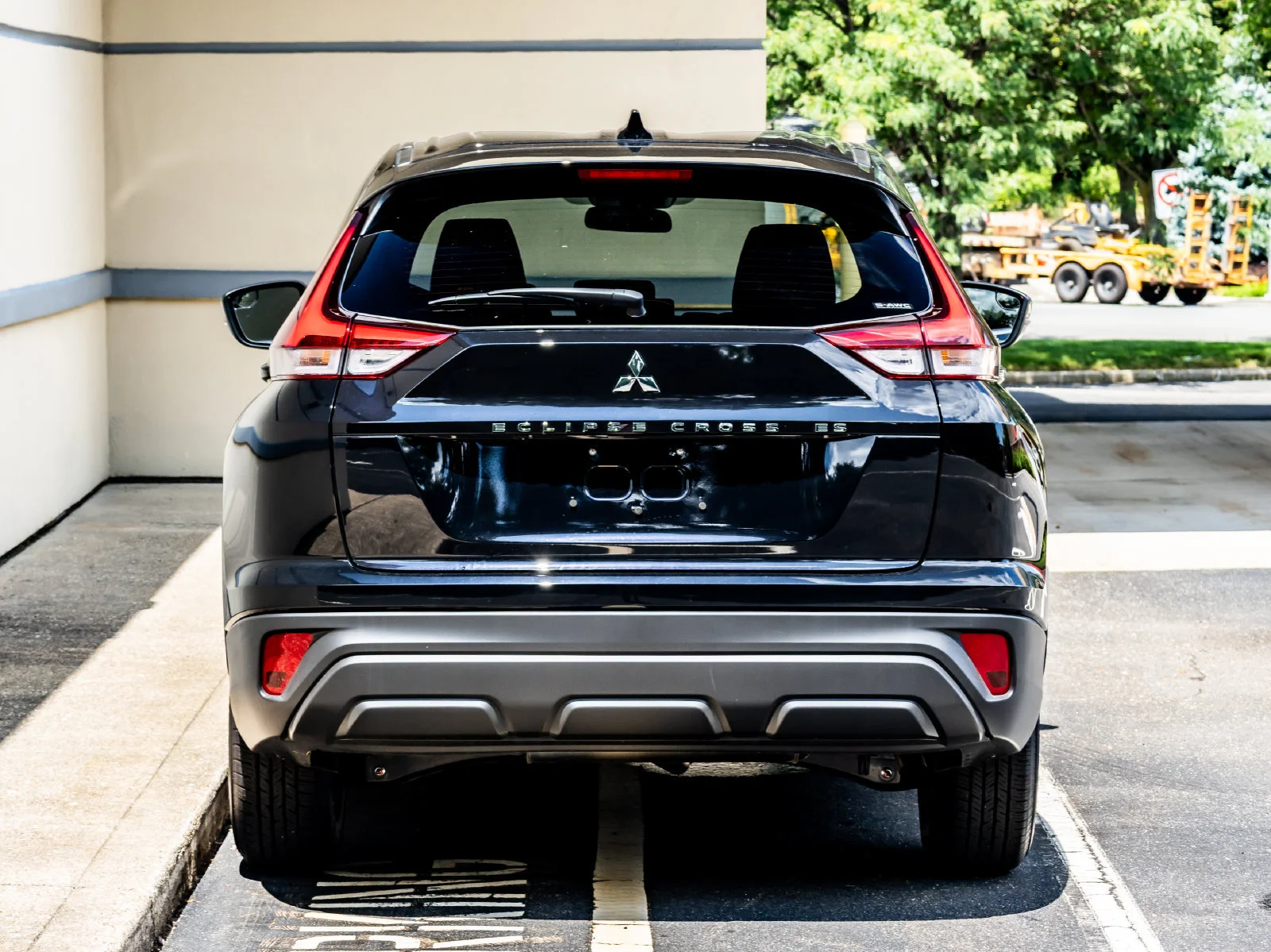 New 2026 Black Mitsubishi ES 1.5T S-AWC image 7