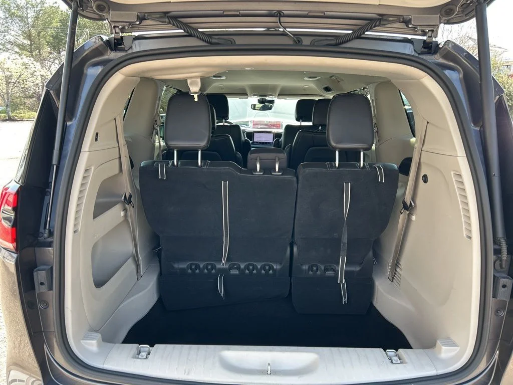 Used 2023 Gray Chrysler Touring L image 25