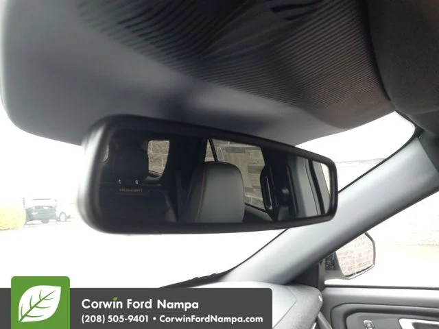 New 2026 Space White Metallic Ford Tremor image 21